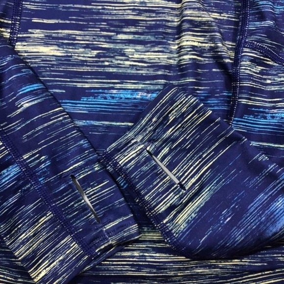 UA ColdGear® Cozy 1/2 Zip - XS/SM - EUC - Picture 3 of 7